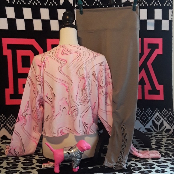 *SOLD* NWT Pink vs crop top Set - Picture 2 of 6